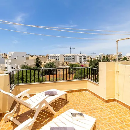 아파트 Penthouse Tower Court - Happy Zurrieq