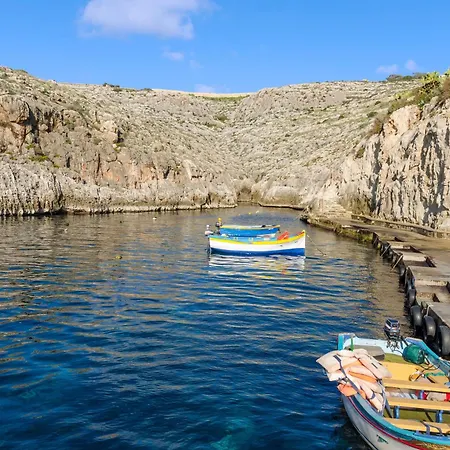 아파트 Penthouse Tower Court - Happy Zurrieq